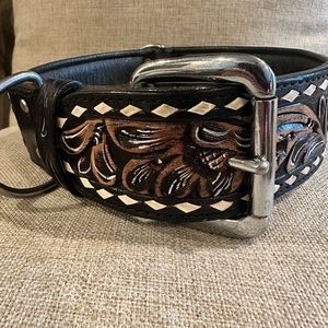 Giant/XL Dogs  100% genuine Argentinean leather dog collar